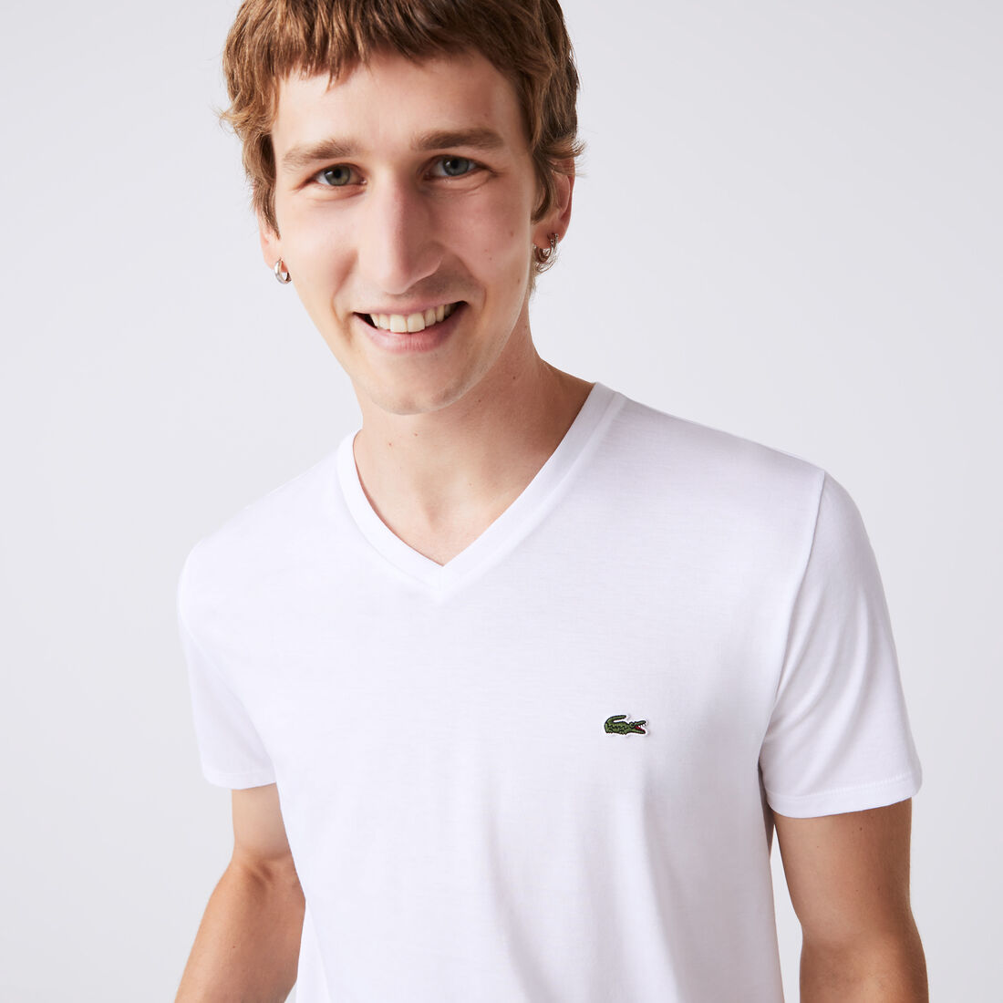 Lacoste V-neck Pima Cotton Jersey Men's T Shirts White | 307-CWURGO